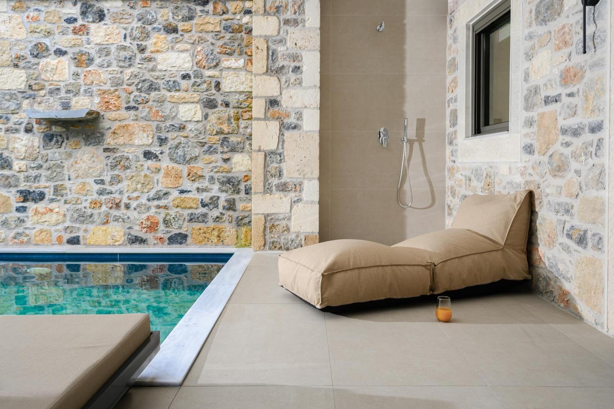 Villa Nicole - Private Pool & Rooftop Jacuzzi Hersonissos  Exterior foto